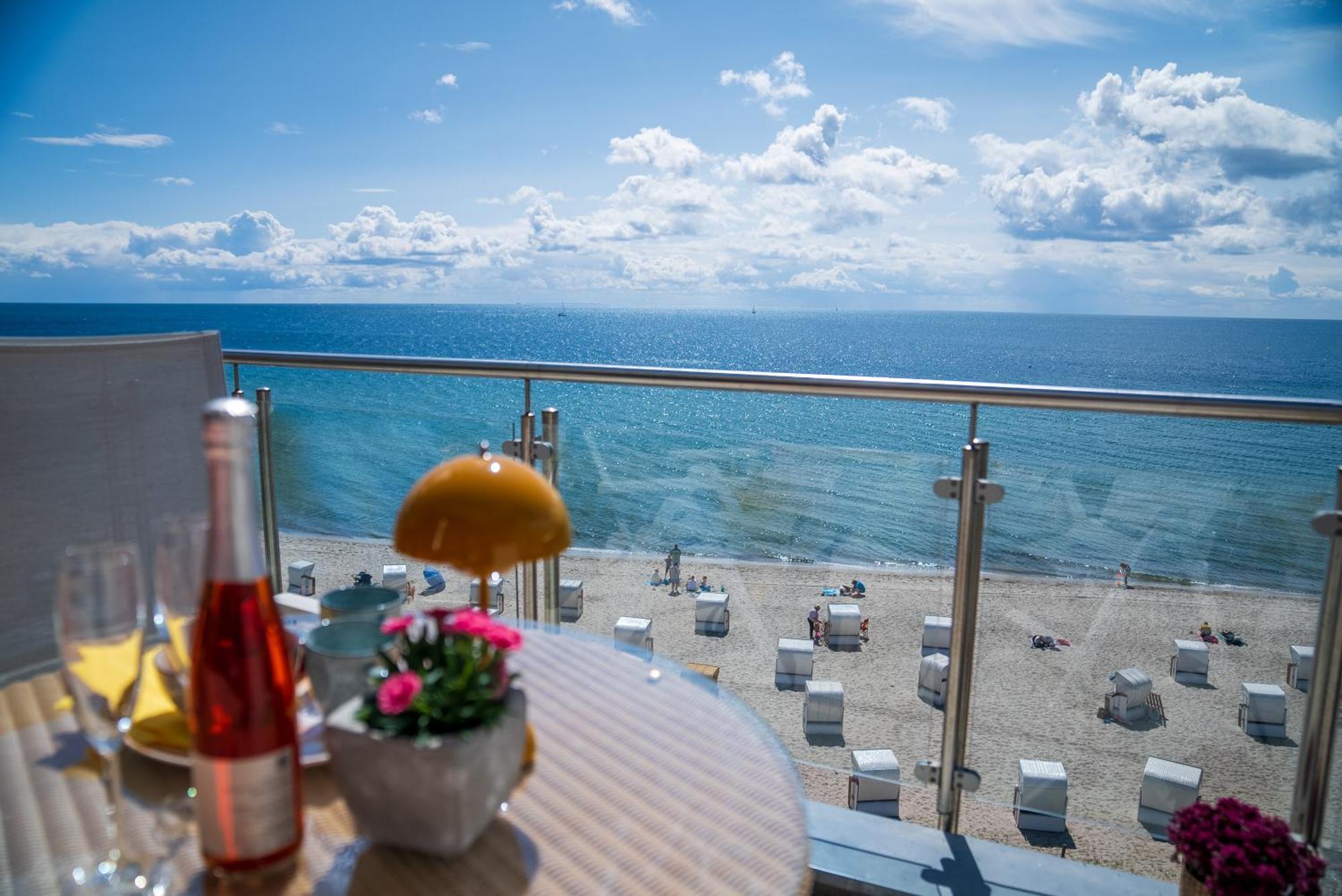 Turm-Appartement Strandburg Fehmarn Exteriör bild