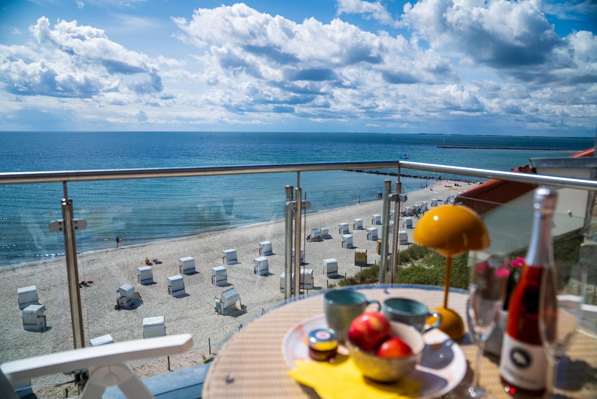 Turm-Appartement Strandburg Fehmarn Exteriör bild